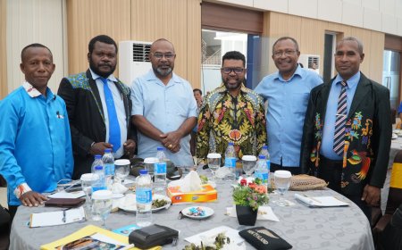 Konferensi Menyongsong 1 Abad Nubuat ISK Sinode GKI, Filep Wamafma Ungkap 4 Hal ke Para Pemuka GKI