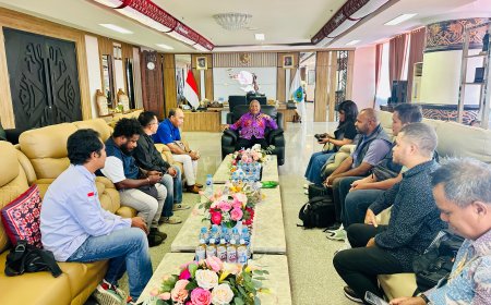 Agenda Pemprov Dibatasi, Gubernur Dominggus: Biro Adpim dan Kominfo Harus Mampu Jabarkan Tugas