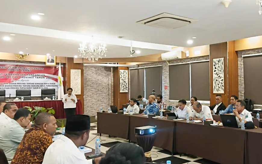 DPRP Papua Barat Yakin Raperdasi Ripparprov Bisa Angkat Potensi Wisata Daerah