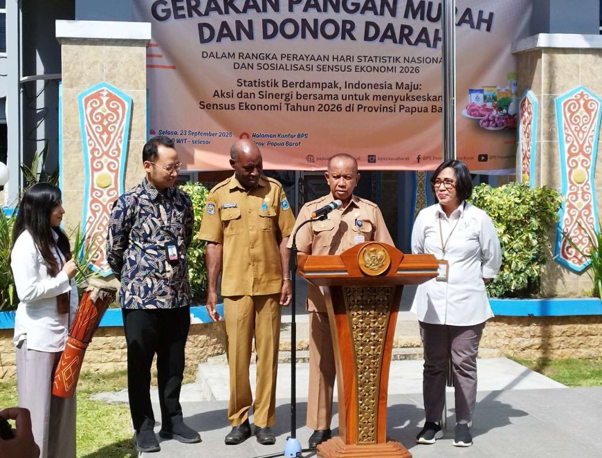 BPS Papua Barat Kolaborasi Gelar Gerakan Pangan Murah dan Donor Darah Sambut HSN 2025
