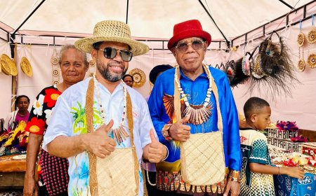 DPD-RI dan DPR-RI Asal Papua Barat Desak Sanksi Adat Pembakar Mahkota Cendrawasih
