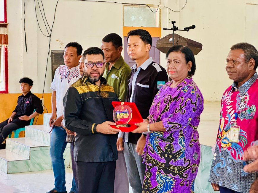 Guru Dan Siswa SMA dan SMK Dataran Warpramasi Ikuti Sosialisasi AI Ready ASEAN
