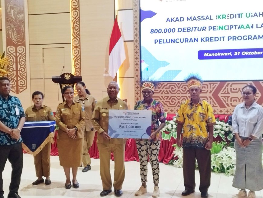 Sebanyak 150 Debitur KUR Manokwari Ikuti Akad Massal Serentak Seluruh Indonesia