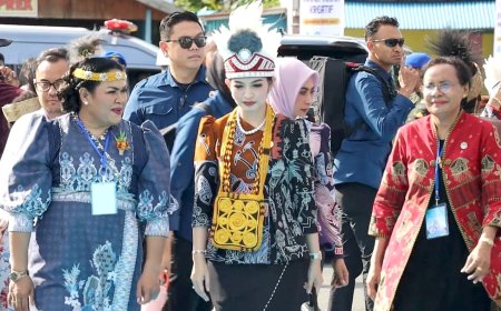 Selvi Gibran Buka Festival Mama Kreatif 2025, Apresiasi Peran Mama-Mama Papua Penggerak Ekonomi