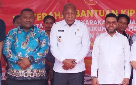 Ketua MRPB Ajak Mahasiswa Papua Tunjukkan Martabat Lewat Pendidikan