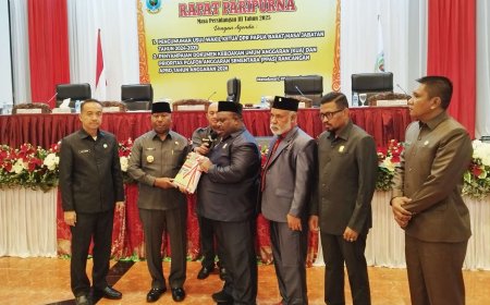 Gubernur Resmi Sampaikan Rancangan KUA-PPAS ke DPRP Papua Barat, Proyeksi Pendapatan 2026 Rp4,09 Triliun