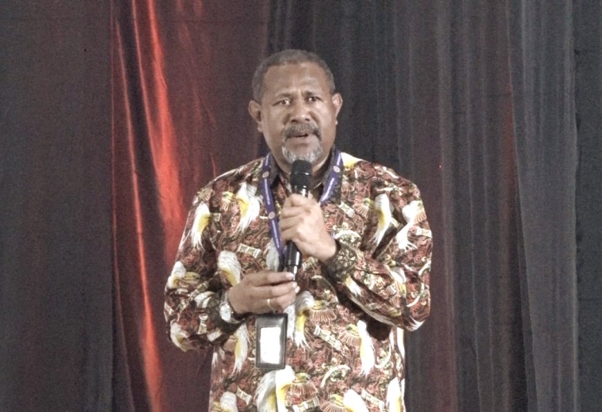 Gelar Temu Alumni, Amban Memanggil Untuk Kemajuan Universitas Papua