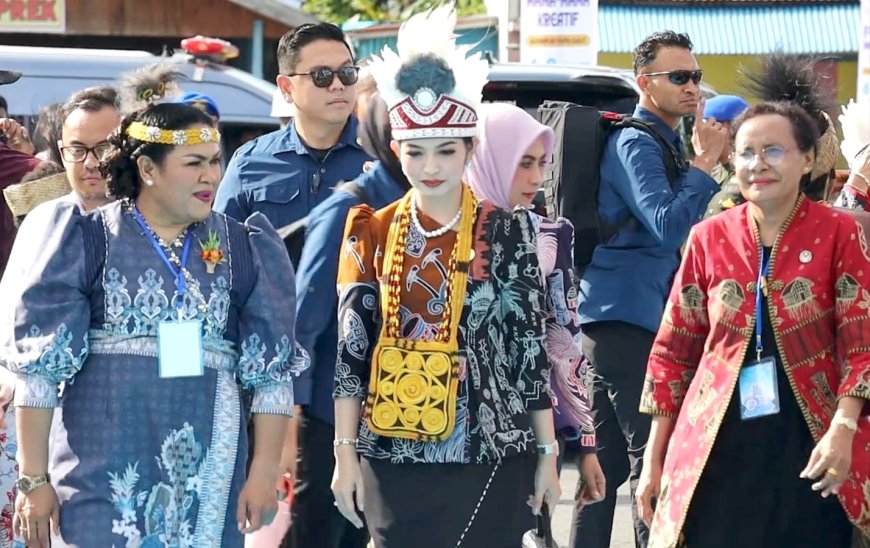 Selvi Gibran Buka Festival Mama Kreatif 2025, Apresiasi Peran Mama-Mama Papua Penggerak Ekonomi