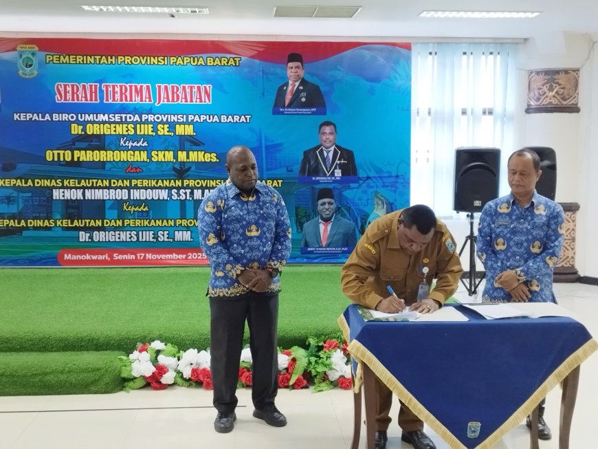 Gubernur Papua Barat Beri Pesan Tegas kepada Pejabat Baru Biro Umum dan Dinas Kelautan Perikanan