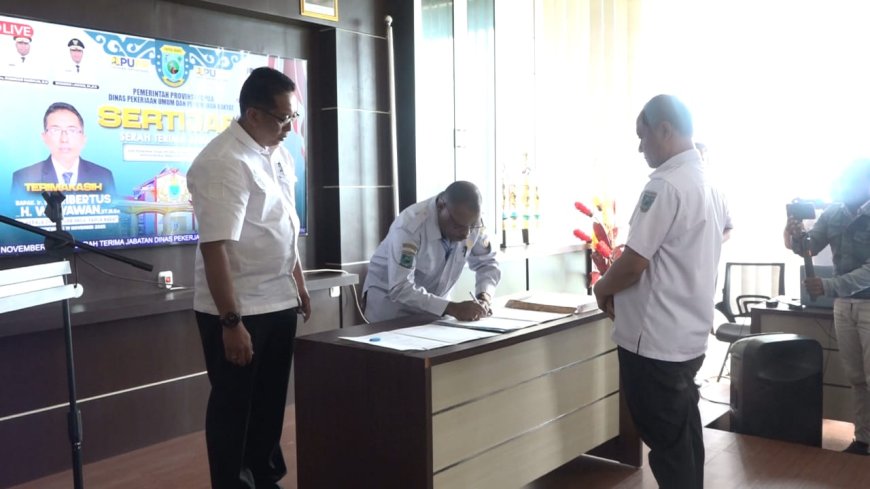 Dorus Orocomna Resmi Jabat Kepala Dinas PUPR Papua Barat, Gantikan Plt. Heribertus H. Wiryawan