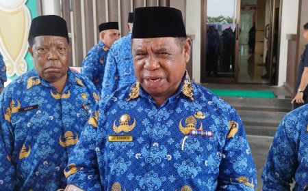 Sekda Papua Barat Targetkan Perda APBD 2026 Rampung Sebelum Akhir Tahun