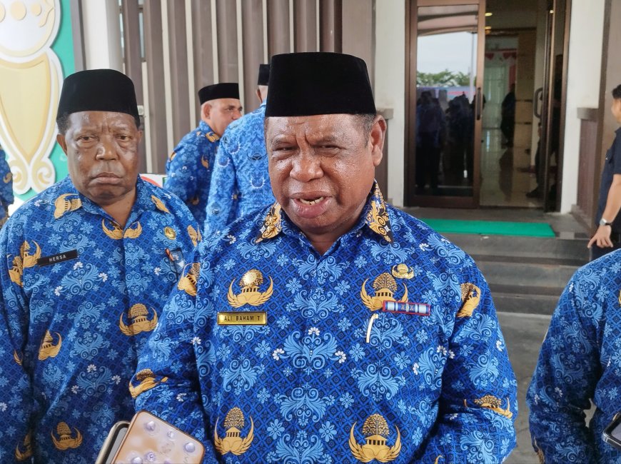 Sekda Papua Barat Targetkan Perda APBD 2026 Rampung Sebelum Akhir Tahun
