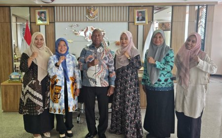 PW BKMT Papua Barat Audiensi dengan Gubernur, Bahas Sinergi Program dan Milad BKMT ke-45