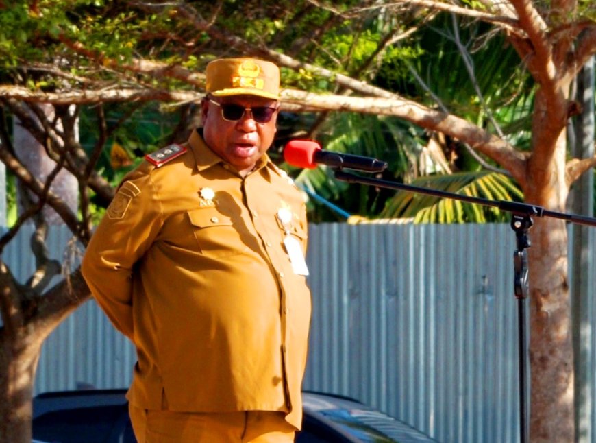 Sekda Papua Barat Instruksikan OPD Lakukan Evaluasi Internal Demi Optimalkan Pelayanan Pemerintahan 2026