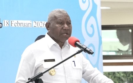 Dominggus Mandacan Minta Instansi Perketat Pengawasan Satwa Endemik