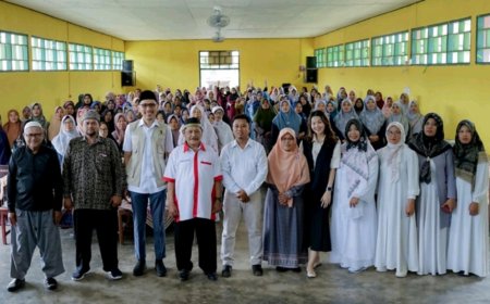 Reses di Prafi, Gilang Pinandito Serap Aspirasi Majelis Taklim soal Sarana Pengajian hingga Lomba Al-Banjari