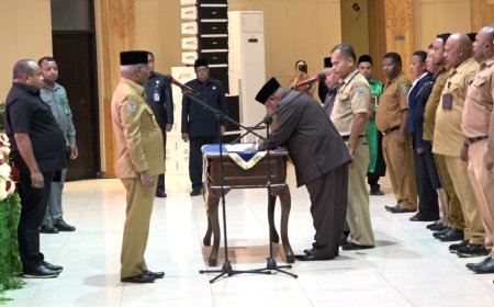 Gubernur Papua Barat Lantik 33 Pejabat Baru, Berikut Daftarnya