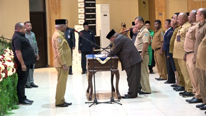 Gubernur Papua Barat Lantik 33 Pejabat Baru, Berikut Daftarnya