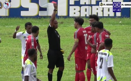 Duel PS Kamasan vs Kasuari FC Berakhir Imbang