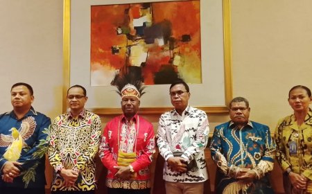 Gubernur Papua Barat Raih National Governance Awards 2026 Kategori Infrastruktur
