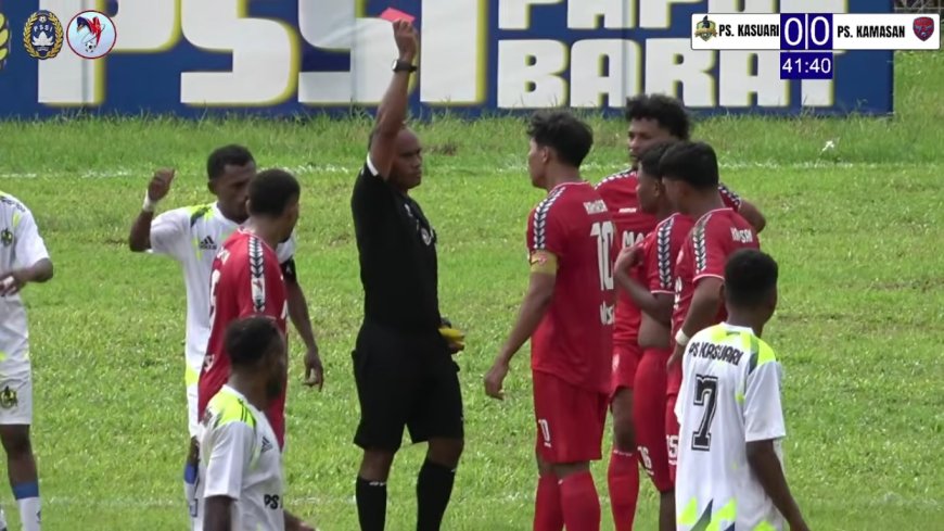 Duel PS Kamasan vs Kasuari FC Berakhir Imbang