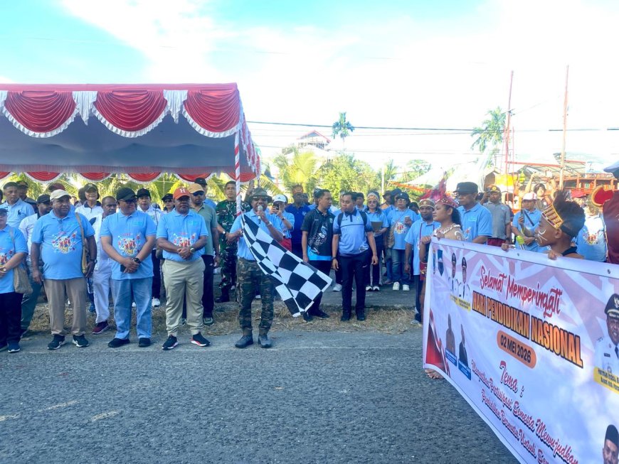 72 Sekolah Meriahkan Pawai Hardiknas 2026 di Manokwari