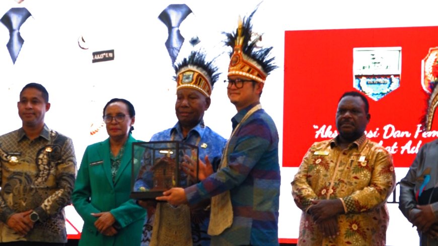 Gubernur Dominggus Mandacan Tekankan Hilirisasi Ekonomi dan Pemberdayaan Adat dalam Musrenbang 2027
