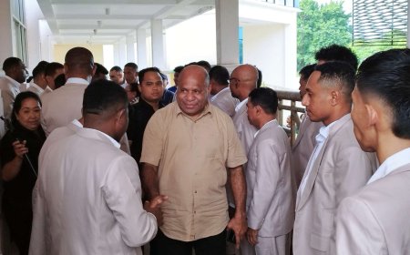 Gubernur Fakhiri Hadir Langsung, Tambah Semangat Paduan Suara Pria Provinsi Papua Tampil di Pesparawi XIV