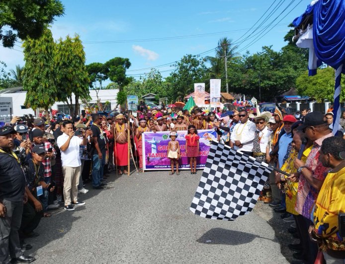 Karnaval Budaya Pesparawi XIV Tampilkan Keberagaman 38 Provinsi di Manokwari