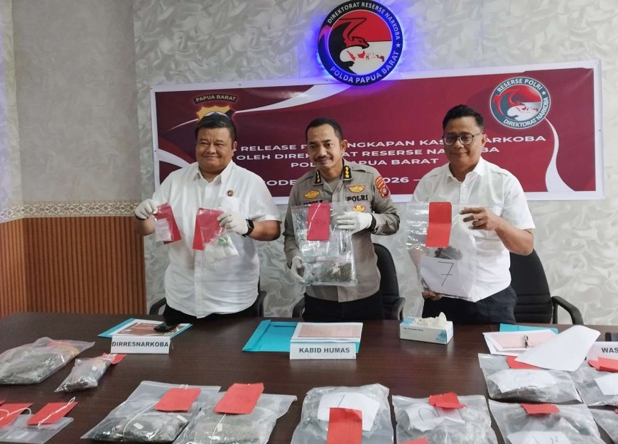 Pengungkapan 20 Kasus Narkoba, Polda Papua Barat Sita 171,76 Gram Sabu dan 4,6 Kilogram Ganja