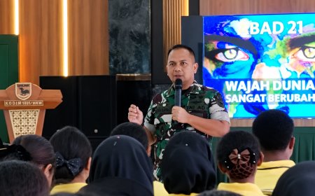 Dandim 1801 Manokwari Bekali Mahasiswa Baru Poltekkes Kemenkes Sorong dengan Materi Bela Negara