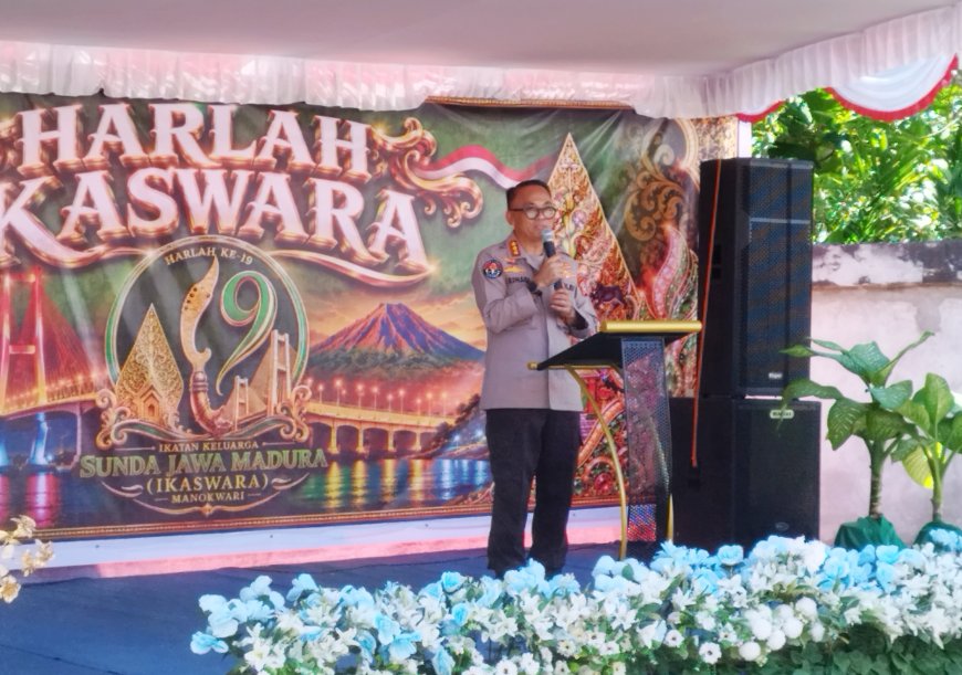 Kabid Humas Polda Papua Barat Ajak IKASWARA Jaga Kamtibmas Sebagai Modal Penting Pembangunan