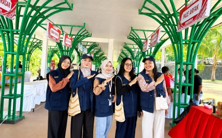 Kunjungi Festival UMKM Papua Barat, Tim Tiga Ekspedisi Patriot UNAIR Petakan Potensi Ekonomi Kader Posyandu