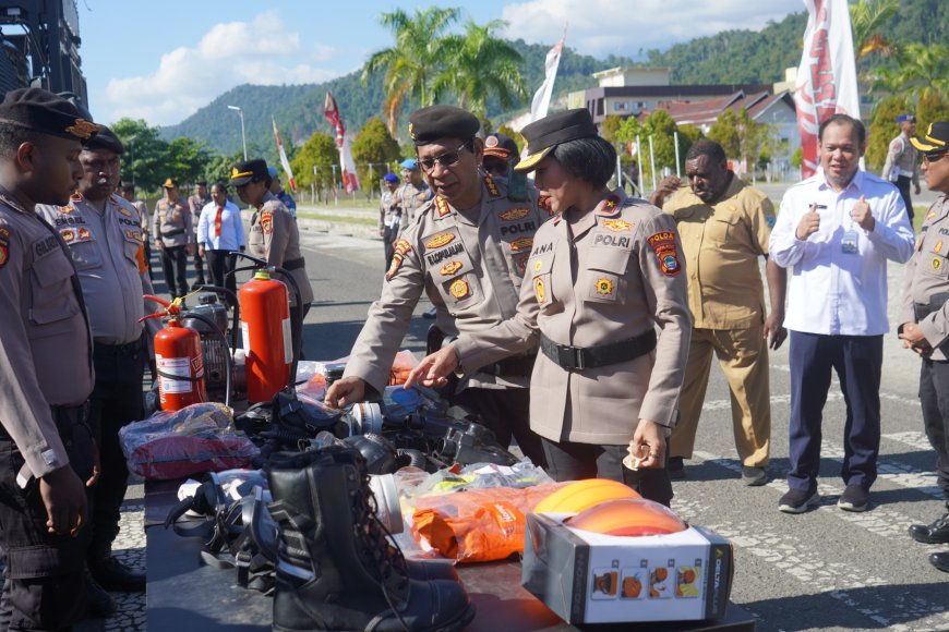Polda Papua Barat Gelar Apel Karhutla, Pastikan Personel dan Peralatan Siap Hadapi Kebakaran