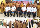 Lantik 16 Pejabat Fungsional, Dominggus Mandacan Pesan Jaga Integritas dan Tingkatkan Kompetensi