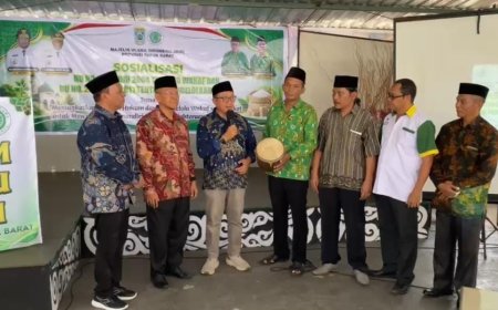 MUI Papua Barat Sosialisasikan UU Wakaf Dan Pengelolaan Zakat