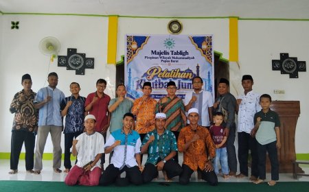 Cetak Dai Berwawasan Sains, Majelis Tabligh Muhammadiyah Papua Barat Gelar Pelatihan Khutbah Jumat di UMPB