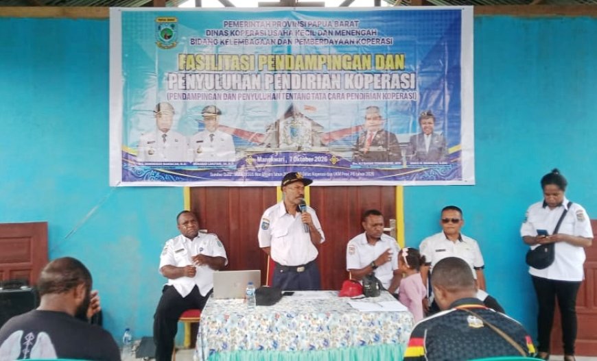 Dinas Koperasi dan UKM Papua Barat Dampingi 24 Pelaku Usaha OAP di Dusun Awang Dirikan Koperasi