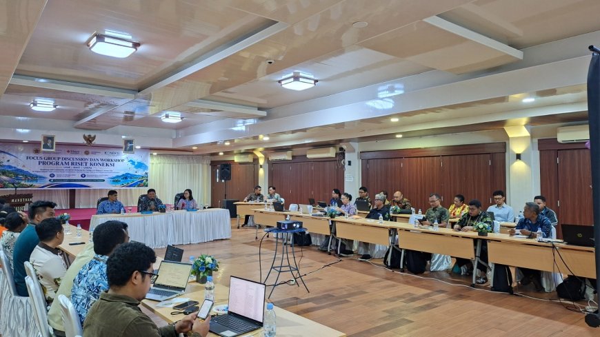 UGM, RMIT, dan UNIPA Siapkan PLTS untuk Dukung Usaha Perikanan Kampung Yende